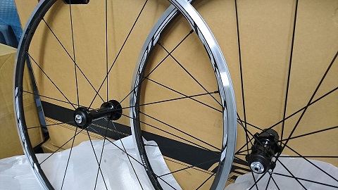 Shimano（シマノ）軽量クリンチャーホイルWH-RS81-C24-CL入荷