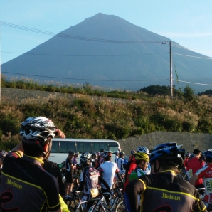 メイン会場からの富士山