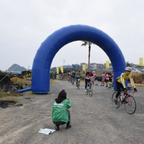 初日鴨川ゴール