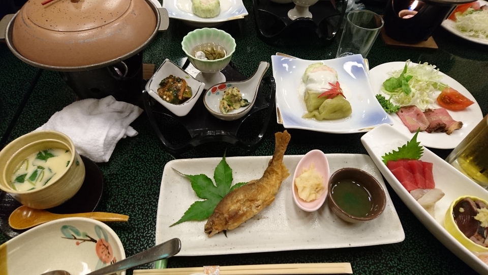 吉野荘の豪華料理