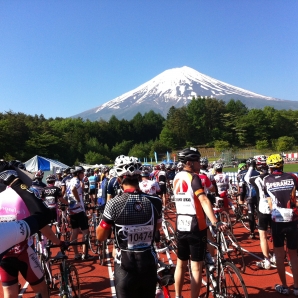 スタート会場からの富士山