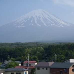 当日早朝の富士山